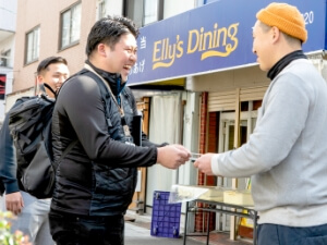 いろいろな人と出会える